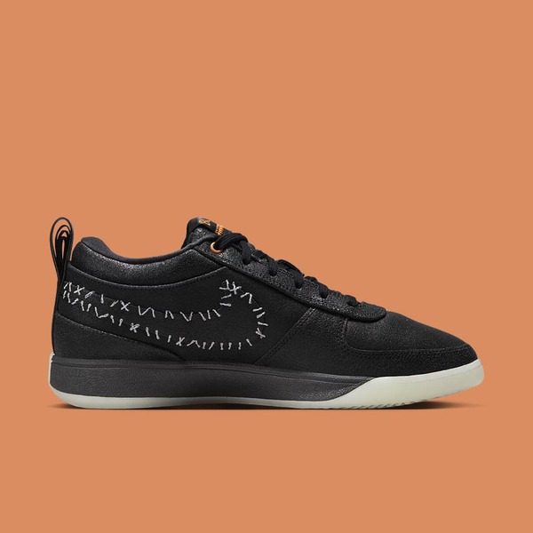 Nike Book 1 